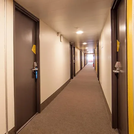 Centre Canal Du Midi Hotell 3*
