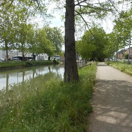 Centre Canal Du Midi Szálloda Toulouse